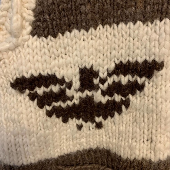 Canadian Sweater Company 100% Wool Eagle Vest - Picture 6 of 11